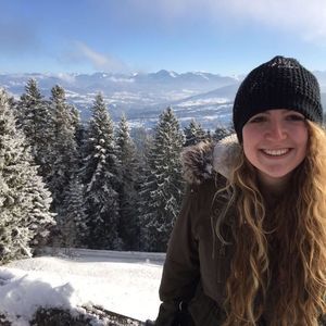 Meet your Posher, Devin